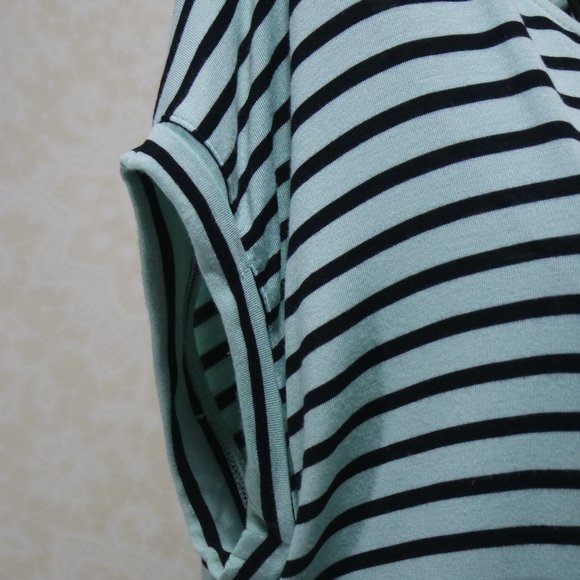 🎉APT. 9 Blue Black Stripes Short Sleeve Shirt Top - Picture 4 of 11